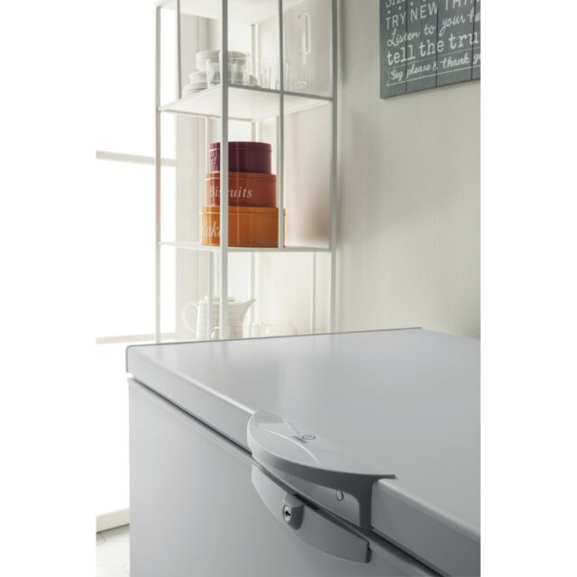 Indesit OS 2A 200 H2 1 Chest Freezer - White