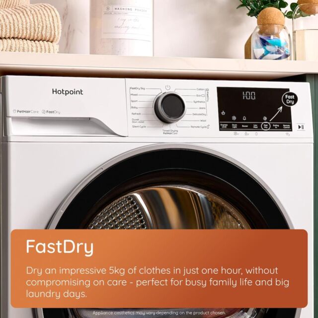 Hotpoint CHD94MWBSUK Fabric Care 9kg Heat Pump Tumble Dryer with HomeWhiz