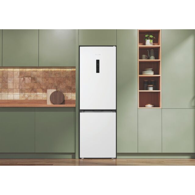 Hotpoint HPK26371W4UKE Freestanding Dual No Frost Fridge Freezer - White