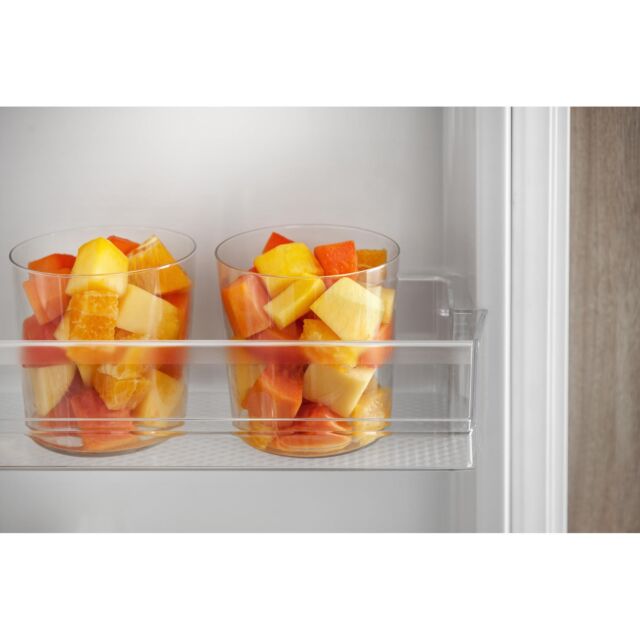 Hotpoint integrated fridge: inox