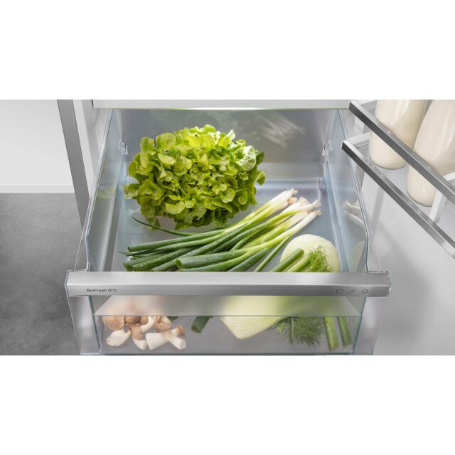 Liebherr XRCBS5295 Side-By-Side Combination With Wine Tempering Compartment